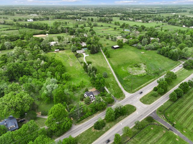 2775 Paris Pike, Lexington, KY 40511
