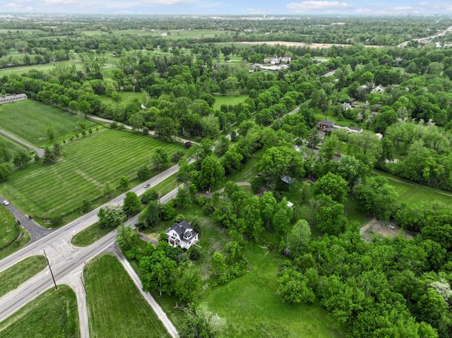 2775 Paris Pike, Lexington, KY 40511