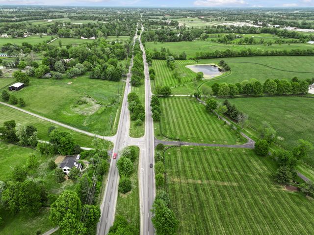2775 Paris Pike, Lexington, KY 40511