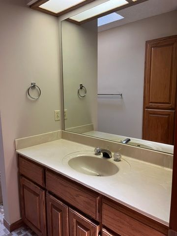 1 Curry Lane, Bella Vista, AR 72715