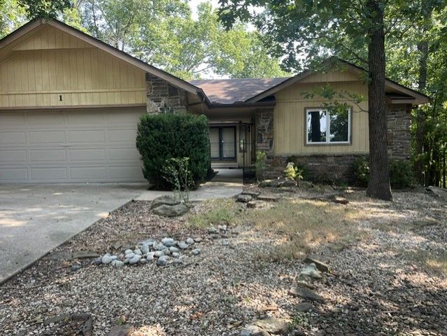 1 Curry Lane, Bella Vista, AR 72715