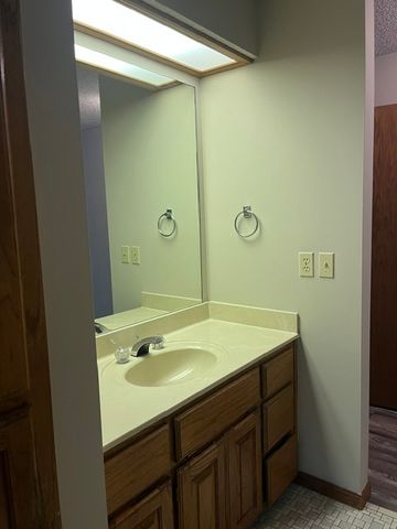1 Curry Lane, Bella Vista, AR 72715
