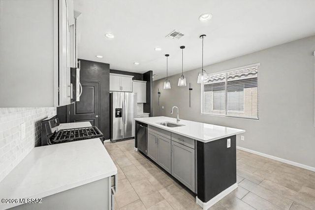 12584 E Caden Drive, Vail, AZ 85641