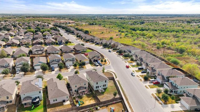 117 Wapiti RD, Buda, TX 78610