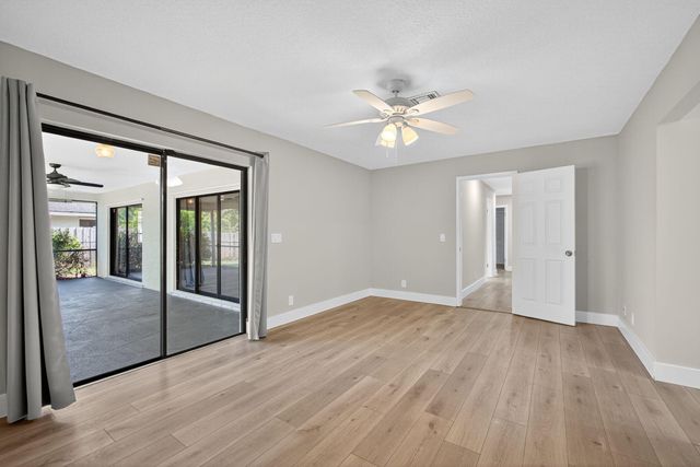 1202 Essex Drive, Wellington, FL 33414