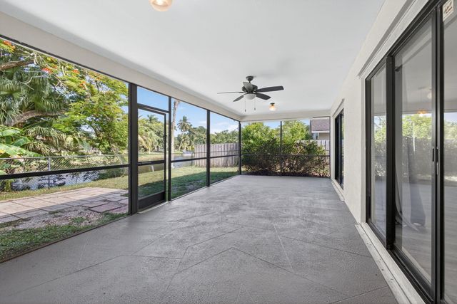 1202 Essex Drive, Wellington, FL 33414