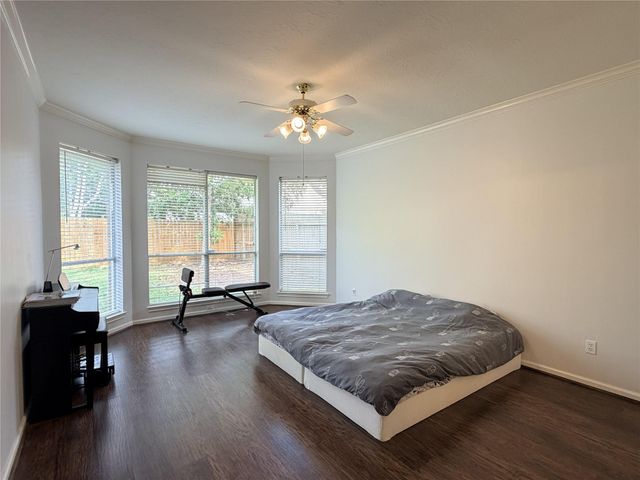 1031 Norfolk Drive, Pearland, TX 77584