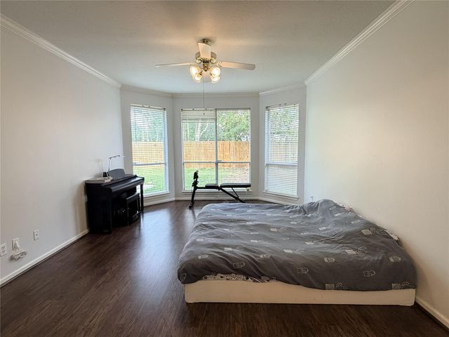 1031 Norfolk Drive, Pearland, TX 77584