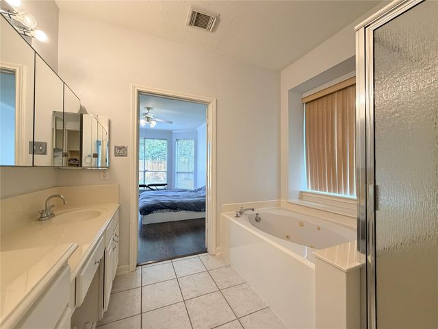 1031 Norfolk Drive, Pearland, TX 77584