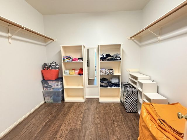 1031 Norfolk Drive, Pearland, TX 77584