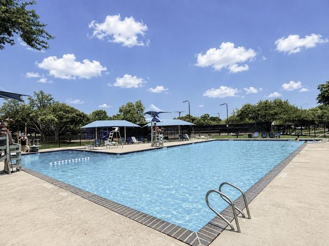 1031 Norfolk Drive, Pearland, TX 77584