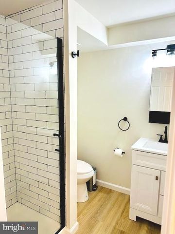 2210 EASTERN AVE, Baltimore, MD 21231