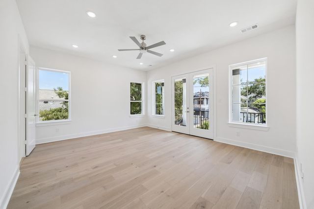 1321 Alexander Street, Houston, TX 77008