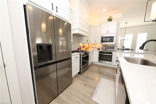 203 Farmstead LOOP, Moyock, NC 27958