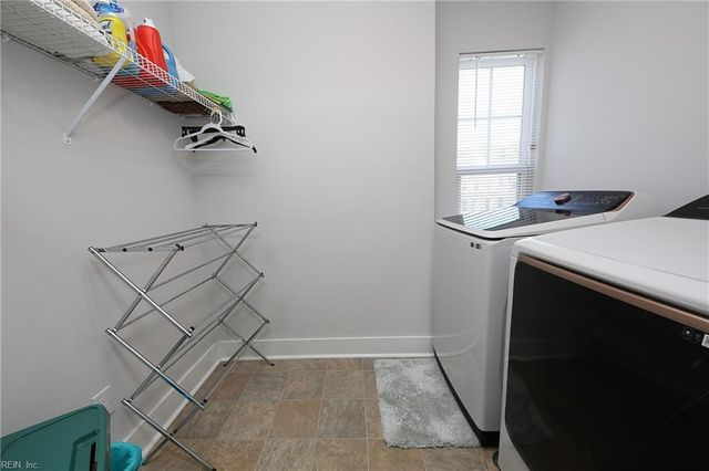 203 Farmstead LOOP, Moyock, NC 27958