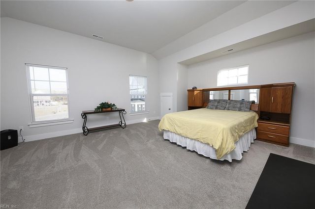 203 Farmstead LOOP, Moyock, NC 27958