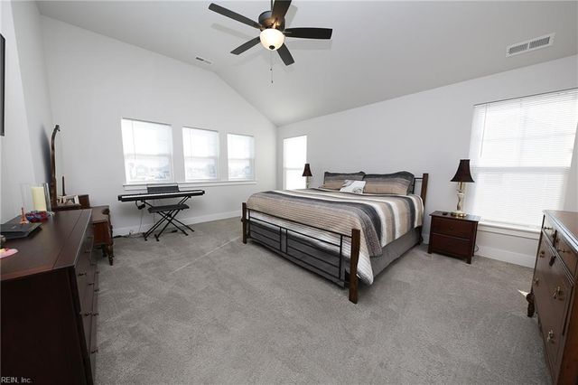 203 Farmstead LOOP, Moyock, NC 27958