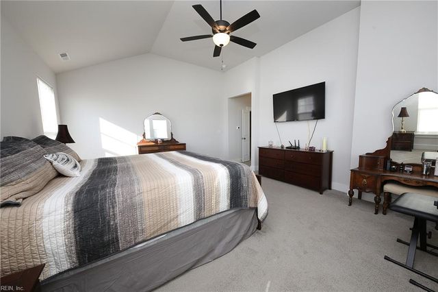 203 Farmstead LOOP, Moyock, NC 27958