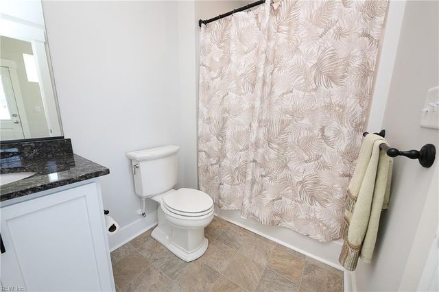 203 Farmstead LOOP, Moyock, NC 27958