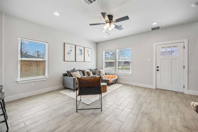 4715 Ward Street, Houston, TX 77021