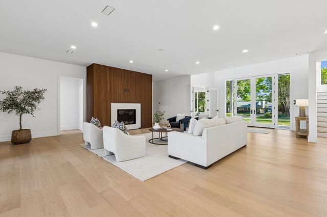 6215 Lafayette, Dallas, TX 75230