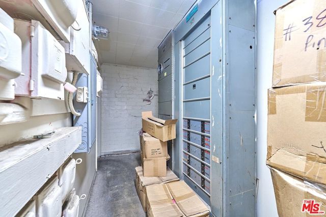2302 E 38th Street, Vernon, CA 90058