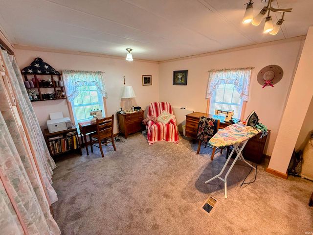 102 W Williams Street, Loogootee, IN 47553