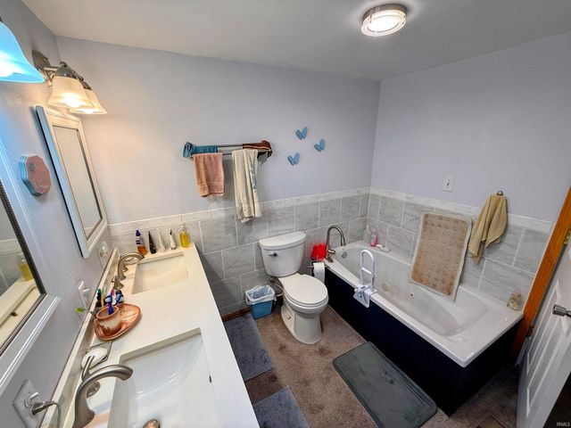 102 W Williams Street, Loogootee, IN 47553