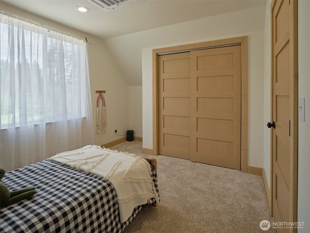 312 Little Valley Lane, Castle Rock, WA 98611