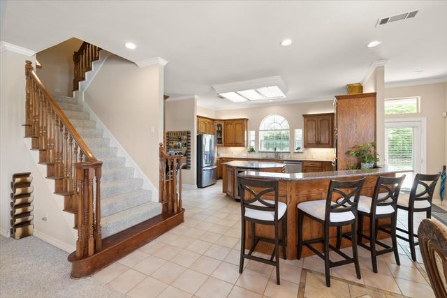 2907 Monties Lane, Arlington, TX 76015