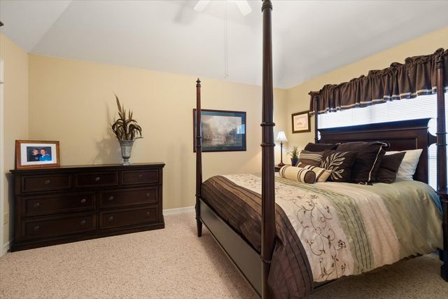 2907 Monties Lane, Arlington, TX 76015