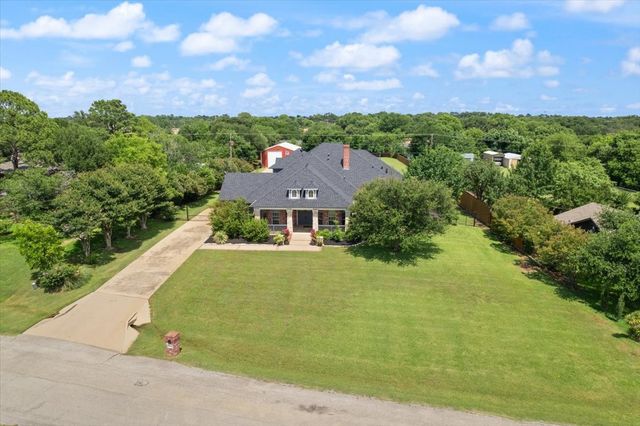 2907 Monties Lane, Arlington, TX 76015
