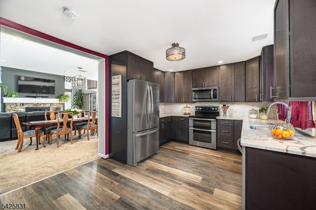 153 Howard Ave, Rochelle Park Twp., NJ 07662
