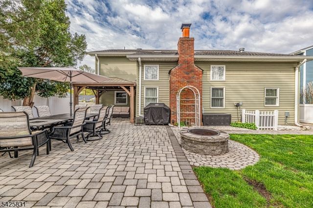 153 Howard Ave, Rochelle Park Twp., NJ 07662