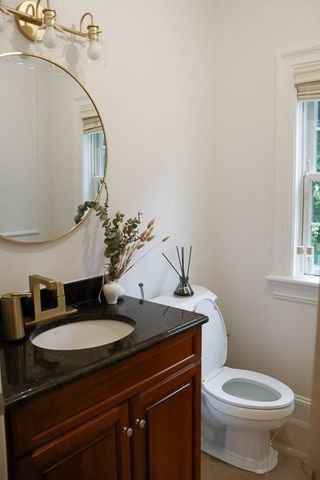 5 Merriam Avenue, Shrewsbury, MA 01545