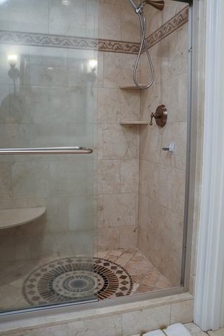 5 Merriam Avenue, Shrewsbury, MA 01545