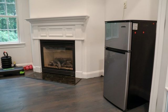 5 Merriam Avenue, Shrewsbury, MA 01545