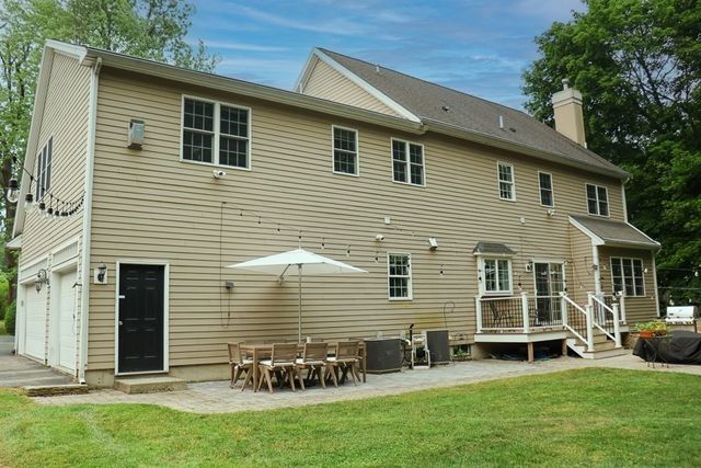 5 Merriam Avenue, Shrewsbury, MA 01545