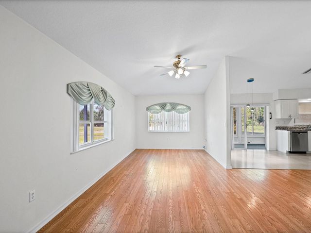 11621 HOLLY ANN DRIVE, New Port Richey, FL 34654