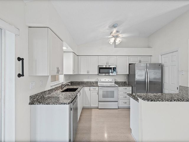 11621 HOLLY ANN DRIVE, New Port Richey, FL 34654