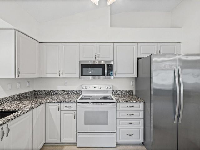 11621 HOLLY ANN DRIVE, New Port Richey, FL 34654