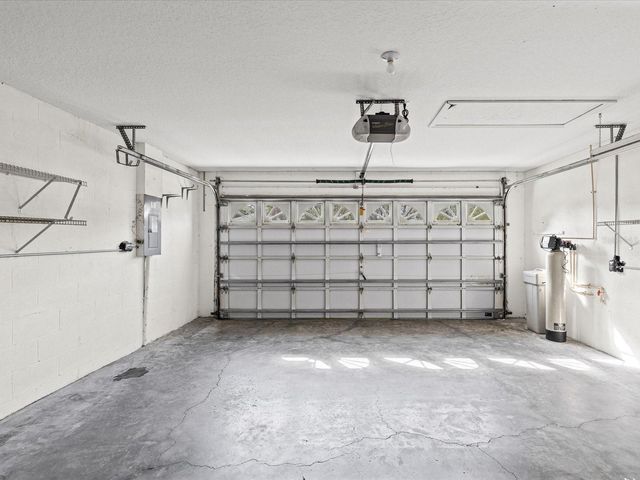 11621 HOLLY ANN DRIVE, New Port Richey, FL 34654