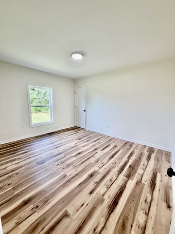2465 Highway 43 S, Leoma, TN 38468