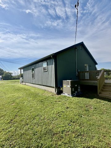 2465 Highway 43 S, Leoma, TN 38468