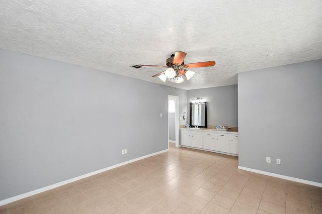 1104 E 13th Street, Deer Park, TX 77536
