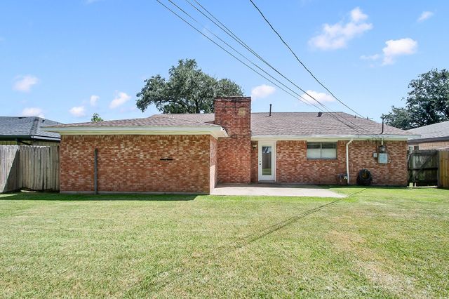 1104 E 13th Street, Deer Park, TX 77536