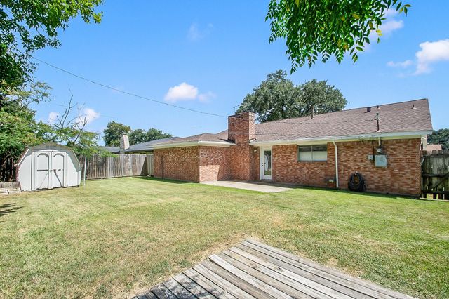1104 E 13th Street, Deer Park, TX 77536