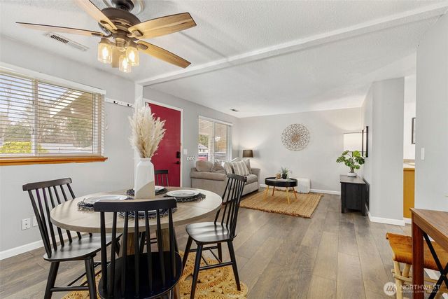 1341 NE Vena Avenue, Bremerton, WA 98311