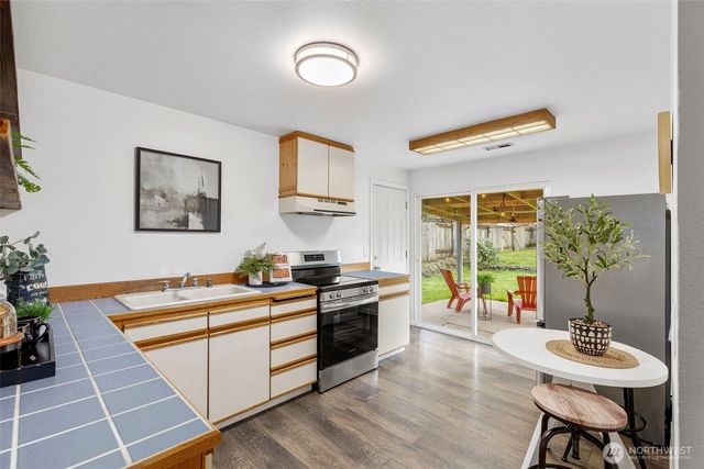 1341 NE Vena Avenue, Bremerton, WA 98311