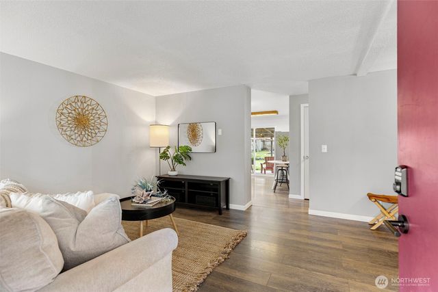 1341 NE Vena Avenue, Bremerton, WA 98311